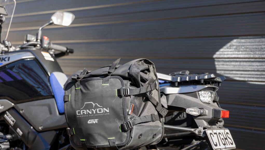 Givi soft luggage review canyon monokey motorcycle luggage