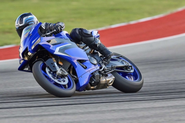 2025 Yamaha YZF-R9