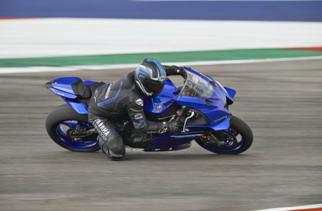 2025 Yamaha YZF-R9