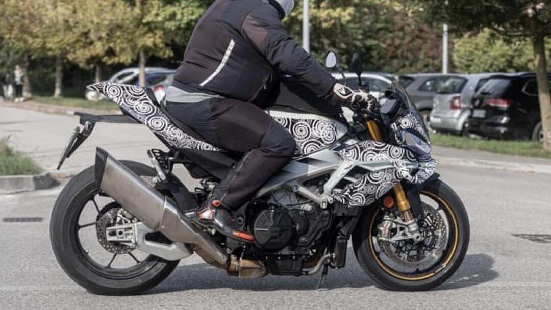 2025 Aprilia Tuono V4 spotted testing; launch at EICMA Bike Rider