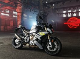 BMW S1000R