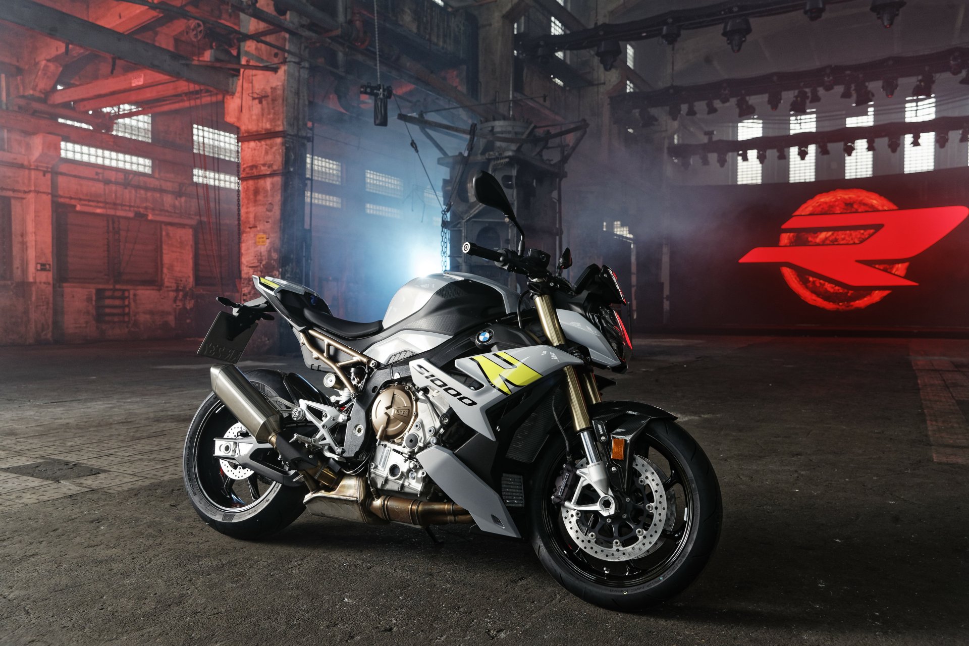 BMW S1000R