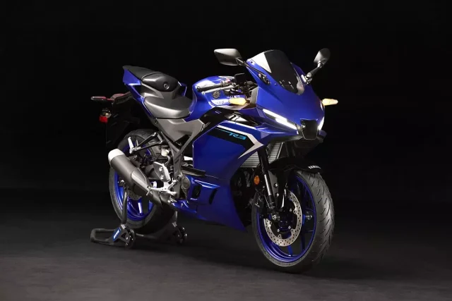 2025 Yamaha R3