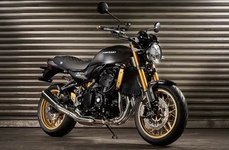 Kawasaki Z900 RS 50th Anniversary Edition