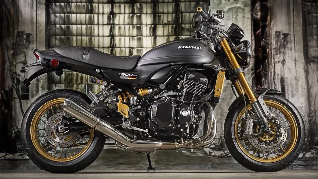 Kawasaki Z900 RS 50th Anniversary Edition