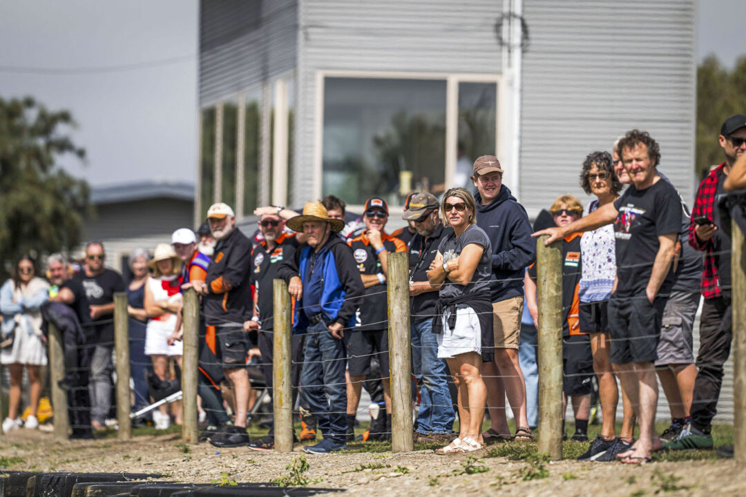 Crowds at Levels NZSBK